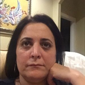 Meet your Posher, Haleh